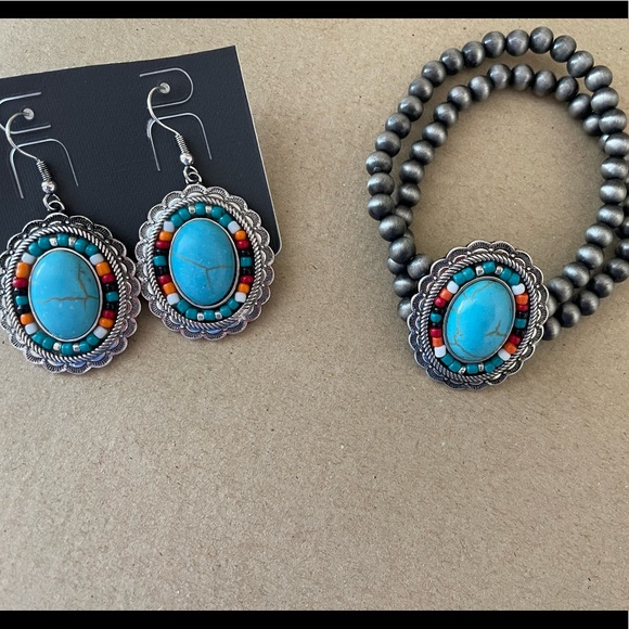 ❤️NEW ARRIVAL!❤️ Mollie Turquoise Multicolor Beaded Stretch Bracelet Earrings - Picture 2 of 2